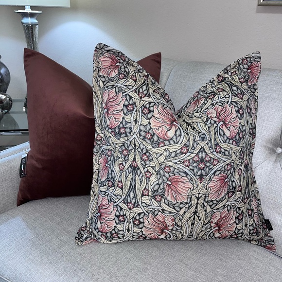 1-TGH TESSITURA ITALIAN VELVET DECORATIVE PILLOWS(Read description for details) - Picture 16 of 16